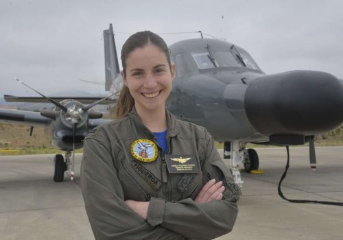 Primera mujer piloto de la Armada de Chile