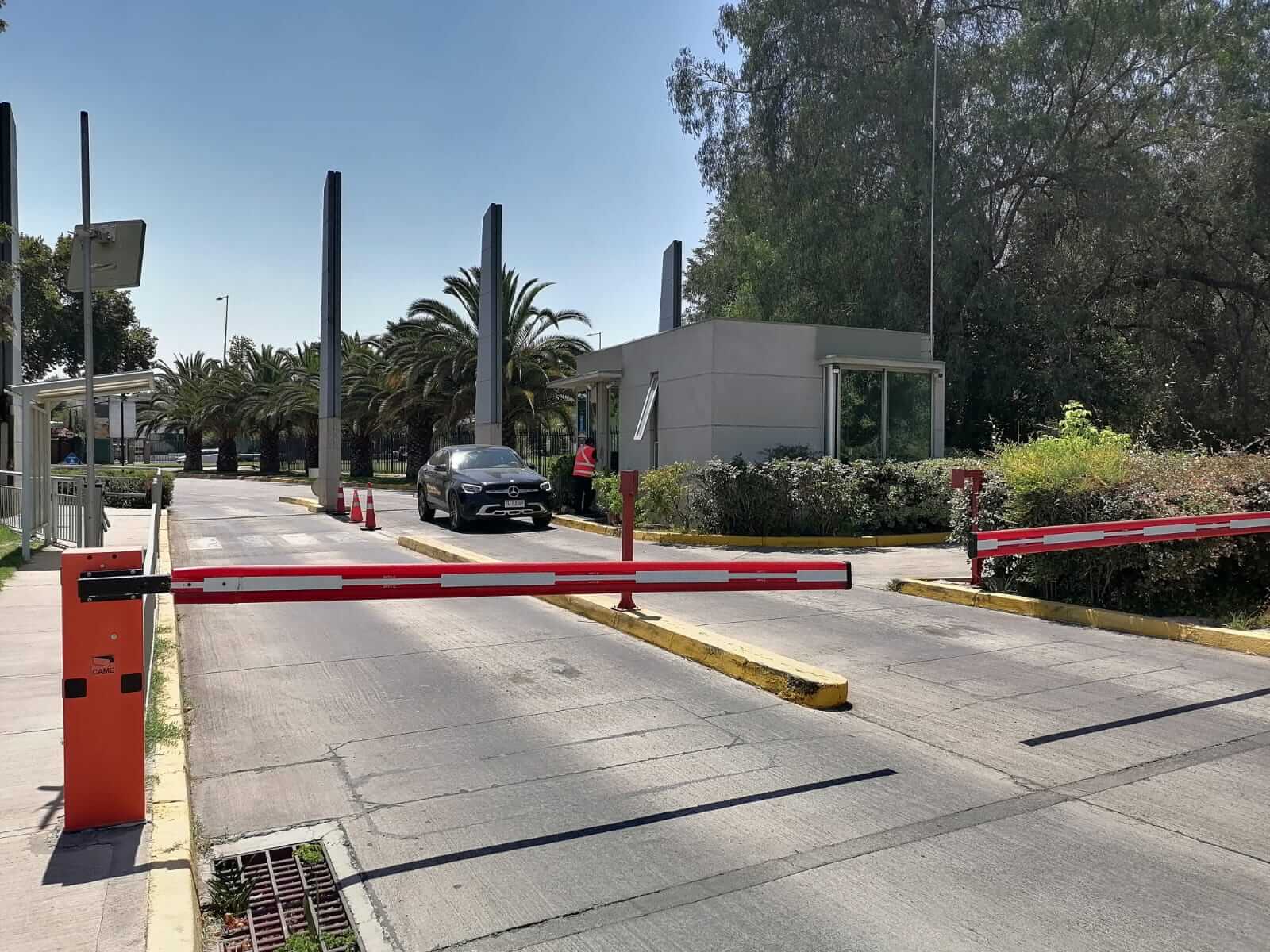 En este momento estás viendo Medidas de seguridad para acceso en taxis o autos de app