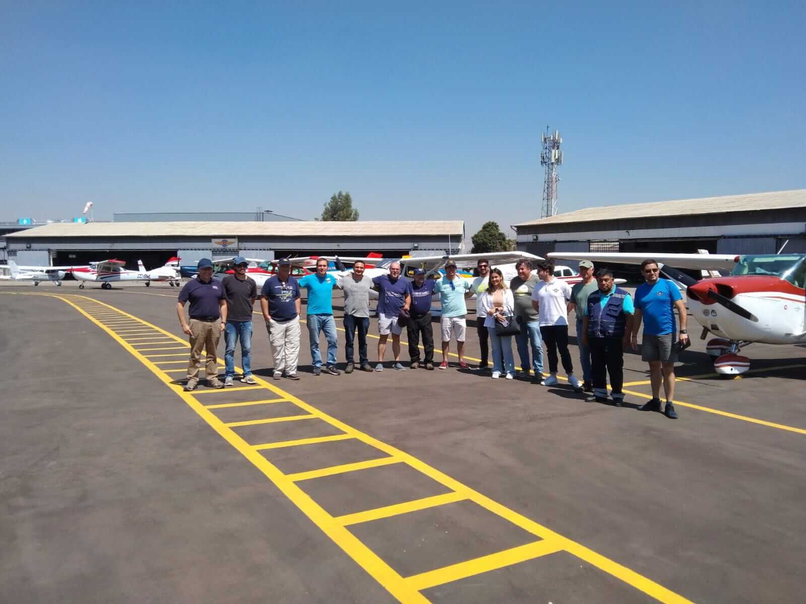 En este momento estás viendo Pilotos de Puerto Montt aterrizan en el CAS