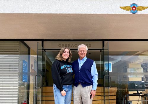 Examen de piloto privado aprobado – Estee Curtis Hernández