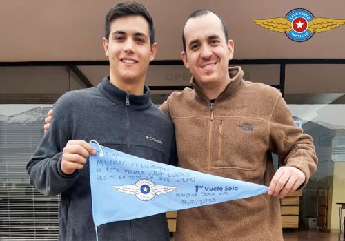 Primer vuelo solo alumno Julián Alonso Montes