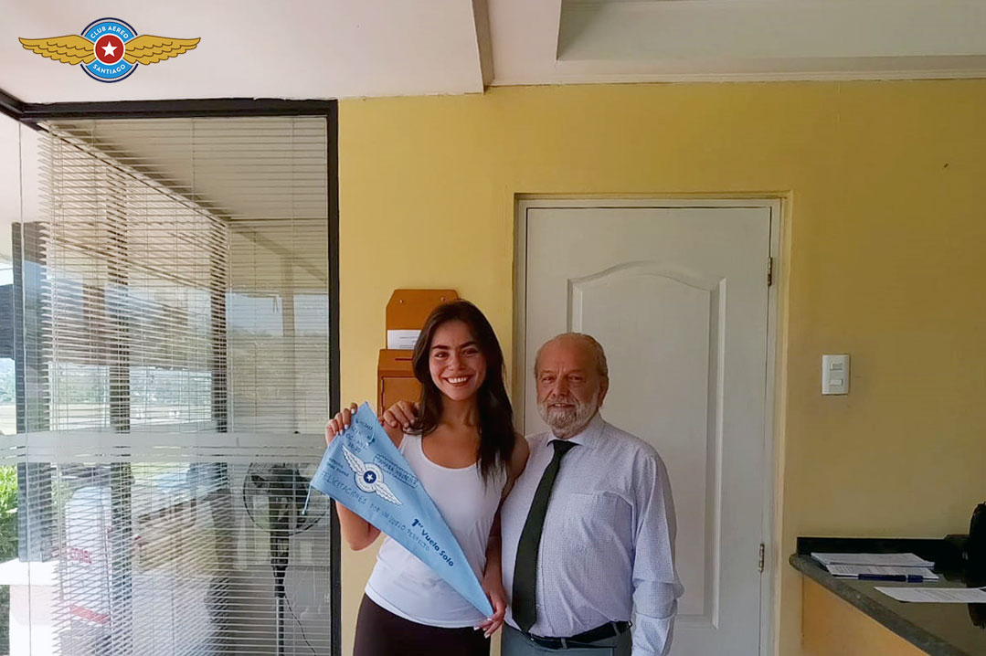 En este momento estás viendo Primero vuelo solo alumna Tamara Nielsen Reyna