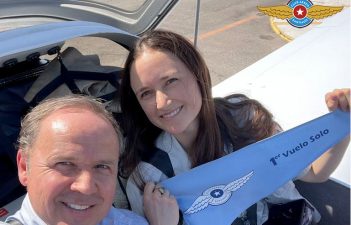 Primer vuelo solo alumna Victoria Briones Marasovic