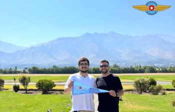 Primer vuelo solo alumno Roberto González
