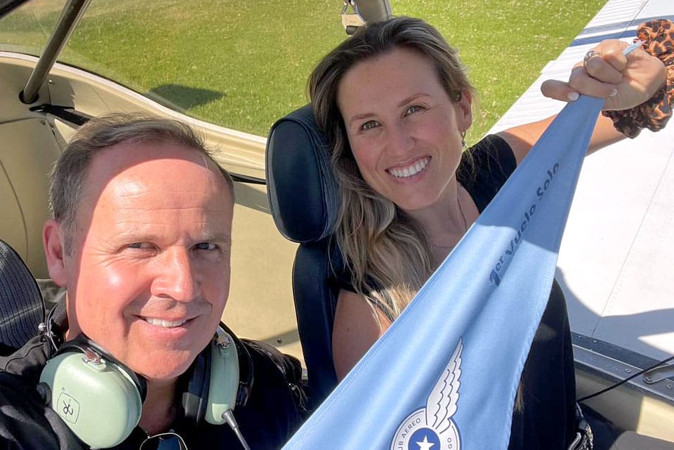 En este momento estás viendo Primer vuelo solo alumna Bernardita Grez Ahrens