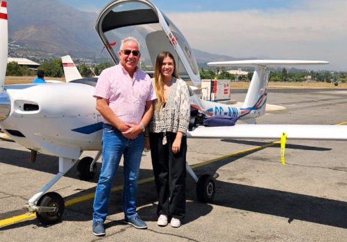 Examen de piloto privado aprobado – Loreto Vergara