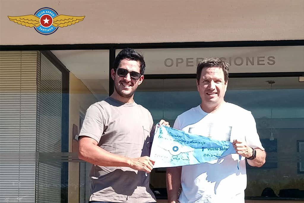 En este momento estás viendo Primer vuelo solo alumno Mauricio Riveros