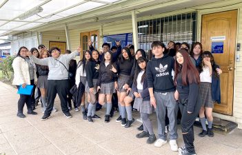 Visita estudiantes Colegio Técnico Alma Mater